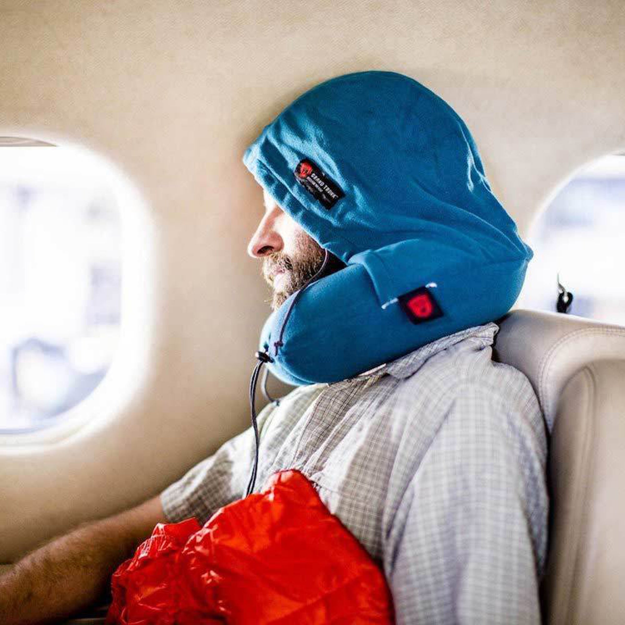 Grand Trunk Hooded Travel Pillow GrandTrunk